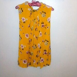 Women's Floral Sleeveless Blouse